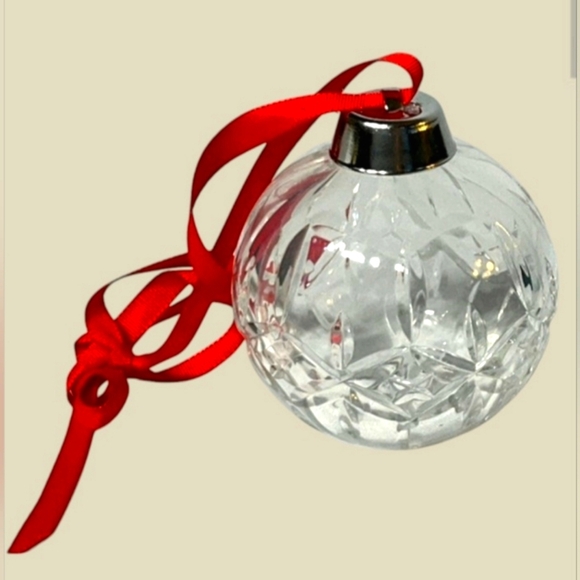 VINTAGE HAND CUT 24% PBO LEAD CRYSTAL CHRISTMAS ORNAMENT ~ CZECH REPUBLIC  2.5" - Picture 2 of 7